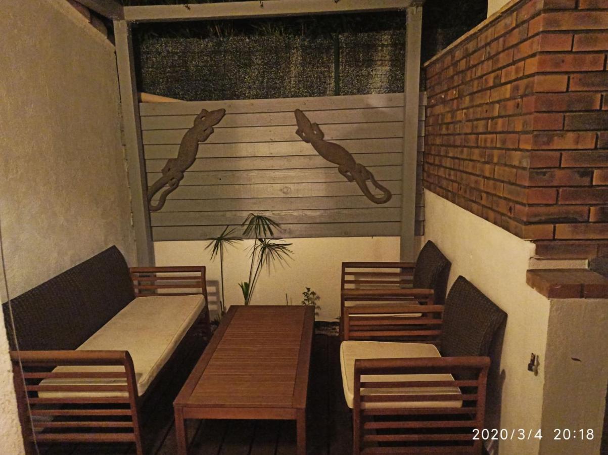 Secret Garden - Chez Gilles Et Tra - Maison D Hote -T2 Super Mignon, Neuf Et Independant , Dans Cadre Agreable Et Zen Valergues 外观 照片