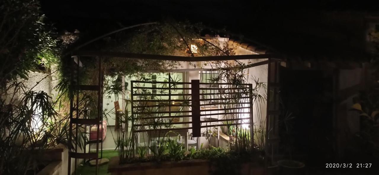 Secret Garden - Chez Gilles Et Tra - Maison D Hote -T2 Super Mignon, Neuf Et Independant , Dans Cadre Agreable Et Zen Valergues 外观 照片